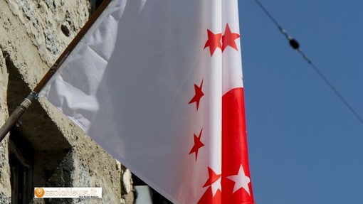 Vallese in rivolta: ''no' alla raclette vegana