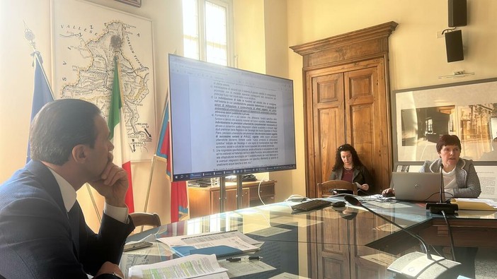 Ospedale unico, ecco le differenze tra i siti presentate da Pizzi VIDEO