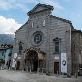 Tutti gli orari delle messe e delle celbrazioni pasquali a Domo e Villa