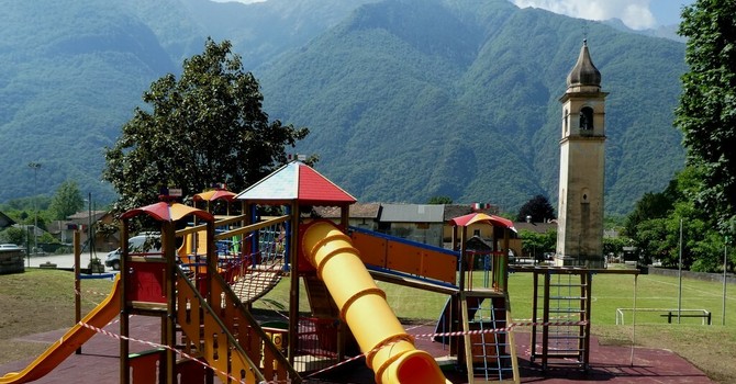 Il nuovo parco giochi di Cuzzago Il nuovo parco giochi di Cuzzago