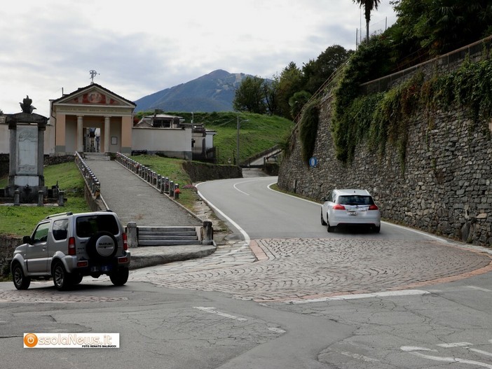 La curva a gomito in cima alla salita di Crevoladossola La curva a gomito in cima alla salita di Crevoladossola