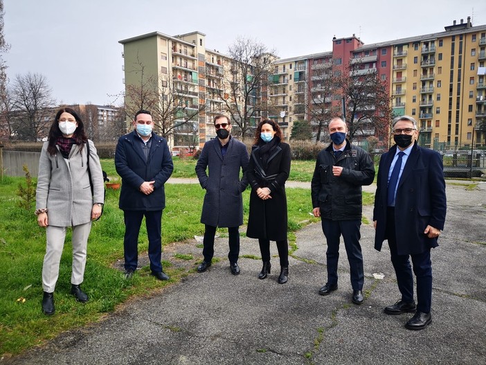 Case popolari, Caucino: inaccettabile che assegnatari siano proprietari di auto di lusso Case popolari, Caucino: inaccettabile che assegnatari siano proprietari di auto di lusso
