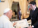 Papa Francesco membro onorario di Domoschool