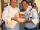 Chef Bartolucci celebra dieci anni alla Festa a Vico con un hamburger Ossolano