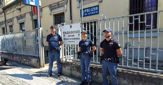 Domodossola, la Polizia recupera la borsa smarrita da una 75enne