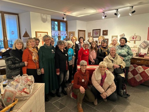 Delegazione Valle Vigezzo del punto croce: a Santa Maria Maggiore una giornata di ricamo per il ventennale Delegazione Valle Vigezzo del punto croce: a Santa Maria Maggiore una giornata di ricamo per il ventennale