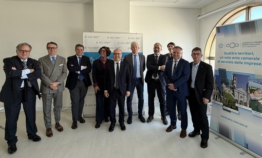 Nella foto da sinistra: Impaloni, Robiglio, Carrà, Bona, Santarella, Giovanardi, Capra, Ciccioni, Sartoretti, Ferraris