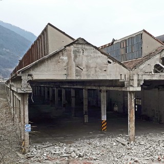 Quartieri rimasti soli nel cercare di salvare un angolo di Sisma