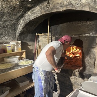 Lo Pan Ner entra nel vivo, una domenica tra pane di segale, escursioni e antichi mestieri