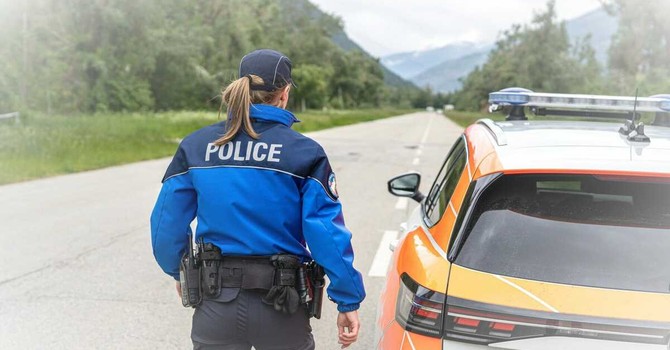 Droga, aggressioni e violenza domestica: aumento moderato dei reati in Vallese Droga, aggressioni e violenza domestica: aumento moderato dei reati in Vallese