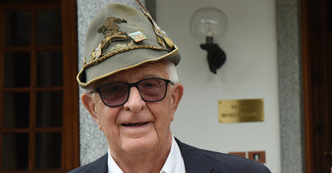 Maurizio Gozzelino, fu l'inventore del Crodino Maurizio Gozzelino, fu l'inventore del Crodino