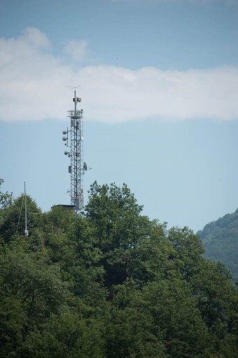 Il Piemonte in prima linea contro il divario digitale montano: 4 milioni per la connessione nelle valli
