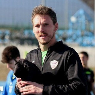 Sorride Michael Nino, la sua Juventus Domo tiene il passo della capolista Casale