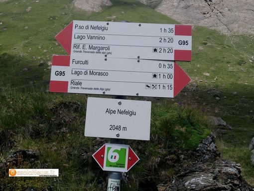 Escursionista si rompe una gamba al Passo del Nefelgiù, soccorsi a piedi per il maltempo