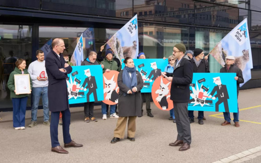 La protesta di Pro Alps (foto tratta dal sito dell'associazione)