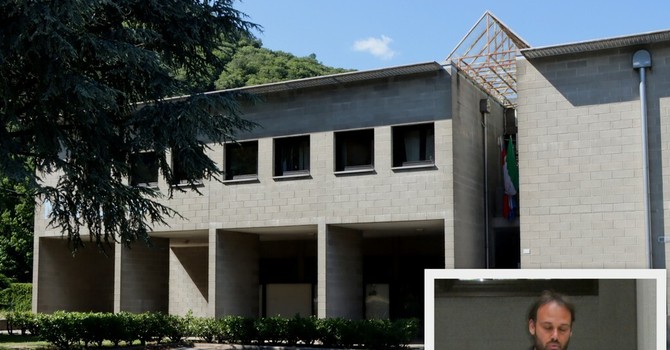 Il municipio di Piedimulera e nel riquadro il sindaco Alessandro Lana Il municipio di Piedimulera e nel riquadro il sindaco Alessandro Lana