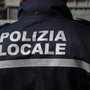 Si finge un agente della polizia locale di Domodossola per truffare un utente online: denunciato