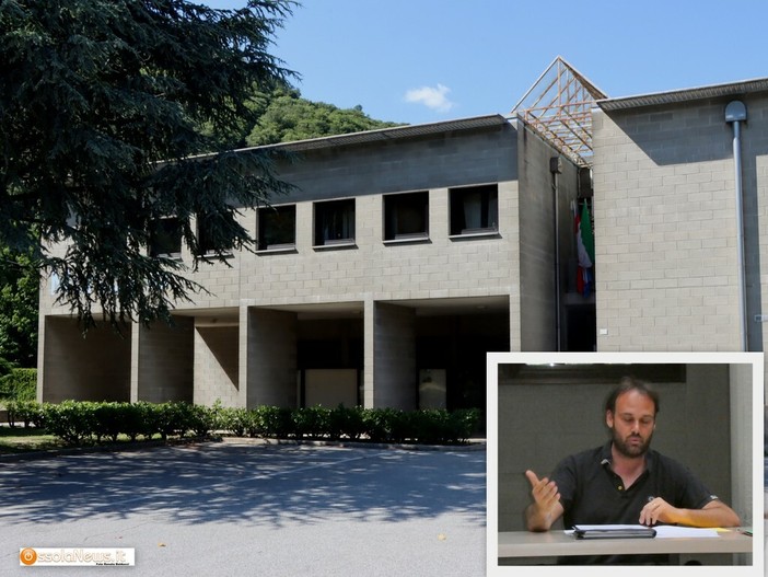 Il municipio di Piedimulera e nel riquadro il sindaco Alessandro Lana Il municipio di Piedimulera e nel riquadro il sindaco Alessandro Lana
