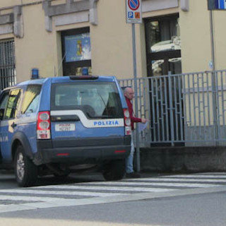 Domodossola, espulso 28enne turco fermato a bordo di un treno regionale