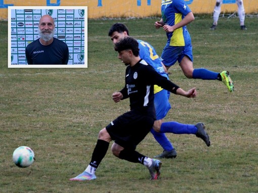 Promozione in campo per la 2a giornata; nel riquadro il tecnico dell'Arona, Fabrizio Salvigni Promozione in campo per la 2a giornata; nel riquadro il tecnico dell'Arona, Fabrizio Salvigni