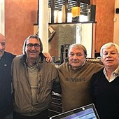 Nella foto Gianni Piaceri, Egidio Calloni, Pasquale Croci (un altro ex della Pro Patria) e Mario Casna. Nella foto Gianni Piaceri, Egidio Calloni, Pasquale Croci (un altro ex della Pro Patria) e Mario Casna.