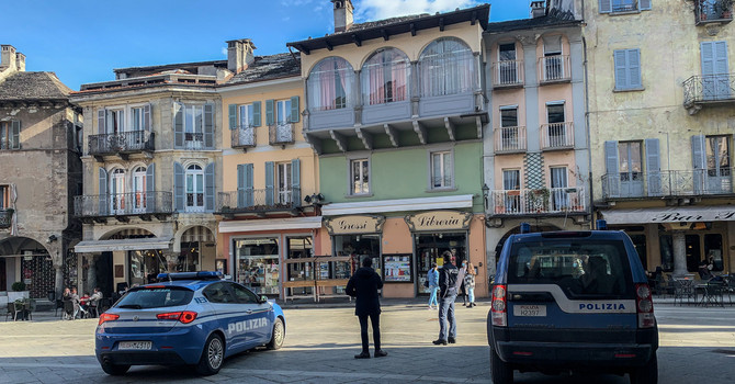 Movida violenta a Domodossola: stretta della Polizia, provvedimenti contro 11 giovani