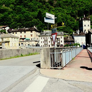 Chiuso per tre giorni il ponte sull'Anza