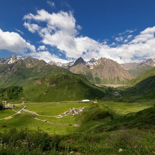 Ferragosto: tutto esaurito tra laghi e montagne, alla ricerca del fresco e del relax