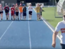 I compagni di classe rallentano in gara per far vincere Nazari, il loro compagno ucraino VIDEO I compagni di classe rallentano in gara per far vincere Nazari, il loro compagno ucraino VIDEO
