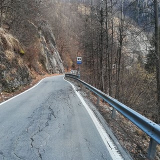 Val Vigezzo, senso unico alternato sulla statale 337 per lavori di taglio della vegetazione