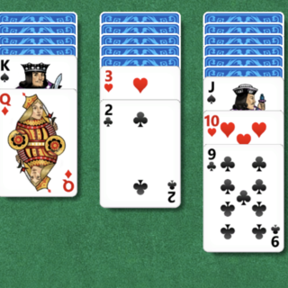 Giochi di carte reinventati: scopri FreeCell e Solitaire Spider 2 Free Suits