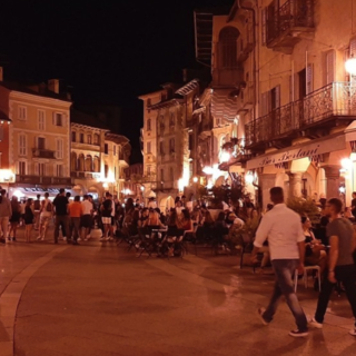 Questa sera i “Giovedì nel borgo” portano in piazza la musica degli Hangovers