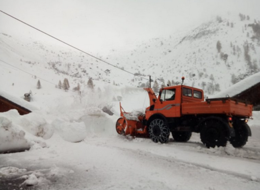 Valle Antrona sommersa dalla neve: fino a 150 centimetri a Cheggio e blackout in tutta la valle