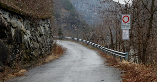 La strada, mai completata, che da Iselle sale a Trasquera