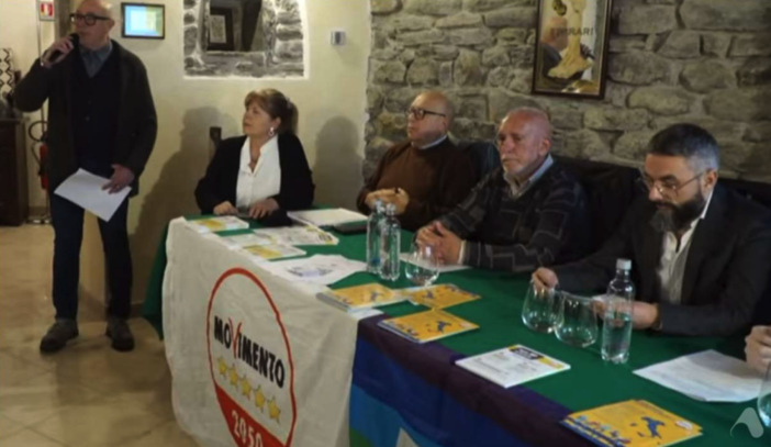 Il Gruppo territoriale M5S Vco incontra la città: turismo, lavoro e pace al centro del confronto Il Gruppo territoriale M5S Vco incontra la città: turismo, lavoro e pace al centro del confronto