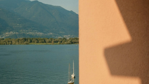 Foto: Konrad Hofmann / Unsplash — Lago Maggiore.