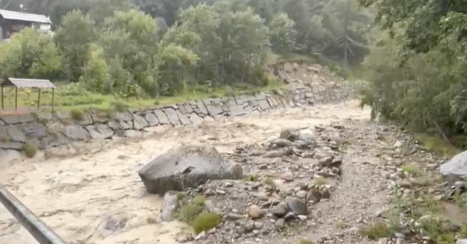 Macugnaga, piena dell’Anza: "Probabile la rottura di una pozza del ghiacciaio"