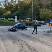 Domodossola, incidente tra un'auto e uno scooter: lunghe code in tangenziale