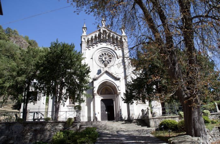 Vogogna, la parrocchia prende le distanze dalla festa “Eostre”: “Alcune pratiche sono contrarie alla fede cristiana”