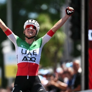 Elisa Longo Borghini domina al Giro di Svizzera: conquistata tappa e maglia di leader