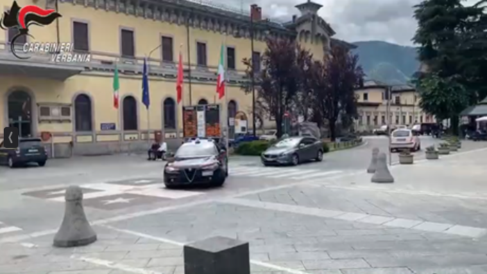 Armi, droga e 'pizzini': colpita la rete criminale dello spaccio in Ossola VIDEO Armi, droga e 'pizzini': colpita la rete criminale dello spaccio in Ossola VIDEO