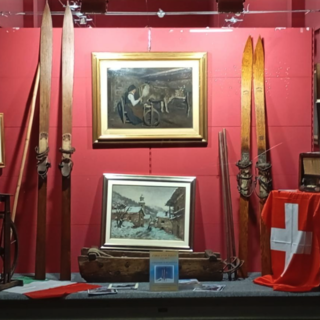 “Tra Italia e Svizzera”: prosegue la mostra di Carlo Bossone a Domodossola