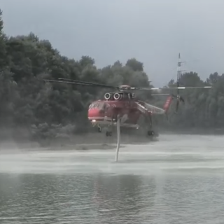 Incendi in Ossola, cresce l'allarme a Calasca: fiamme vicino alle case
