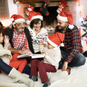 Celebrazioni Natalizie Incentrate sulla Famiglia Che i Bambini Apprezzano Davvero
