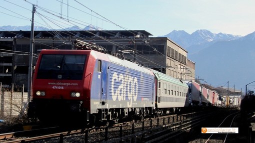 Nessuna certezza per i lavoratori  della Rola, l'autostrada viaggiante