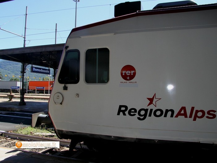 Comportamenti incivili,  RegionAlps lancia una campagna di sensibilizzazione sui treni del Vallese