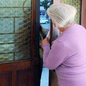 Truffe agli anziani, i carabinieri incontrano i cittadini Truffe agli anziani, i carabinieri incontrano i cittadini