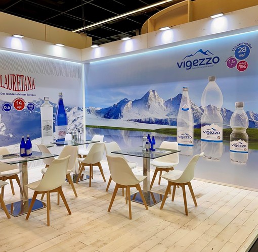 Debutto internazionale alla Fiera Anuga di Colonia per Acqua Vigezzo Debutto internazionale alla Fiera Anuga di Colonia per Acqua Vigezzo