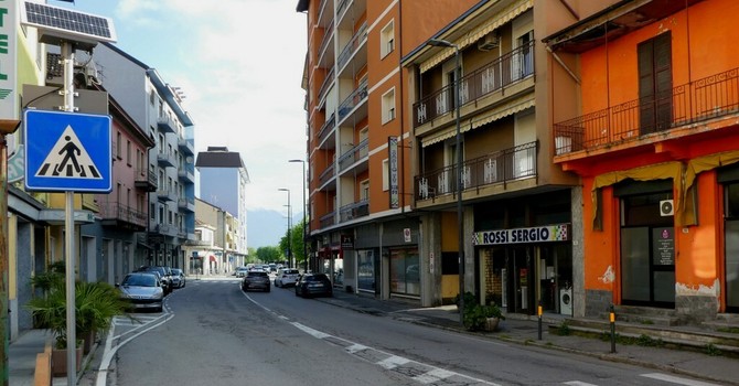 Intervento della polizia in centro a Villadossola: 40enne arrestato per tentata estorsione