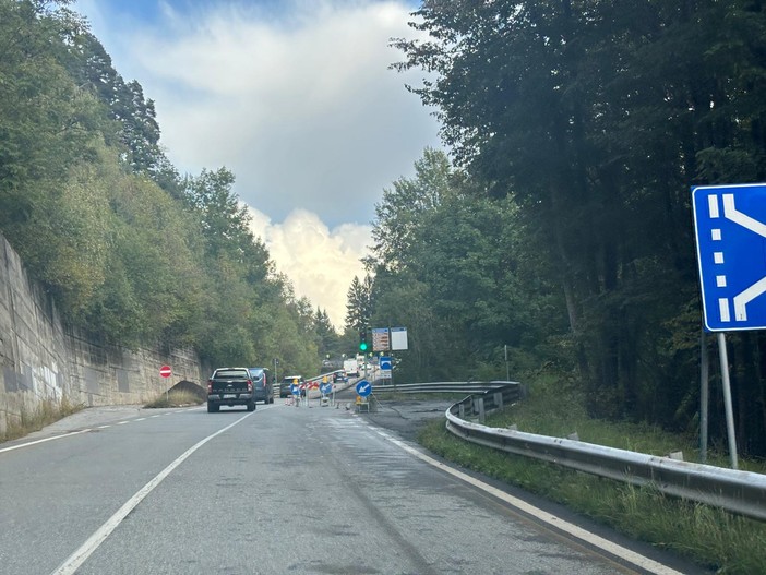 Viadotto Gagnone, riapertura a doppio senso alla vigilia dei mercatini di Natale Viadotto Gagnone, riapertura a doppio senso alla vigilia dei mercatini di Natale